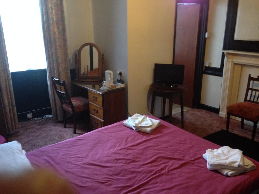 Tudor Rose Hotel คิงส์ลินน์ ห้อง รูปภาพ