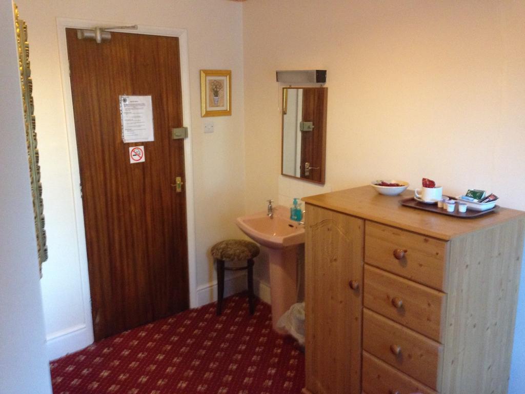 Tudor Rose Hotel คิงส์ลินน์ ห้อง รูปภาพ